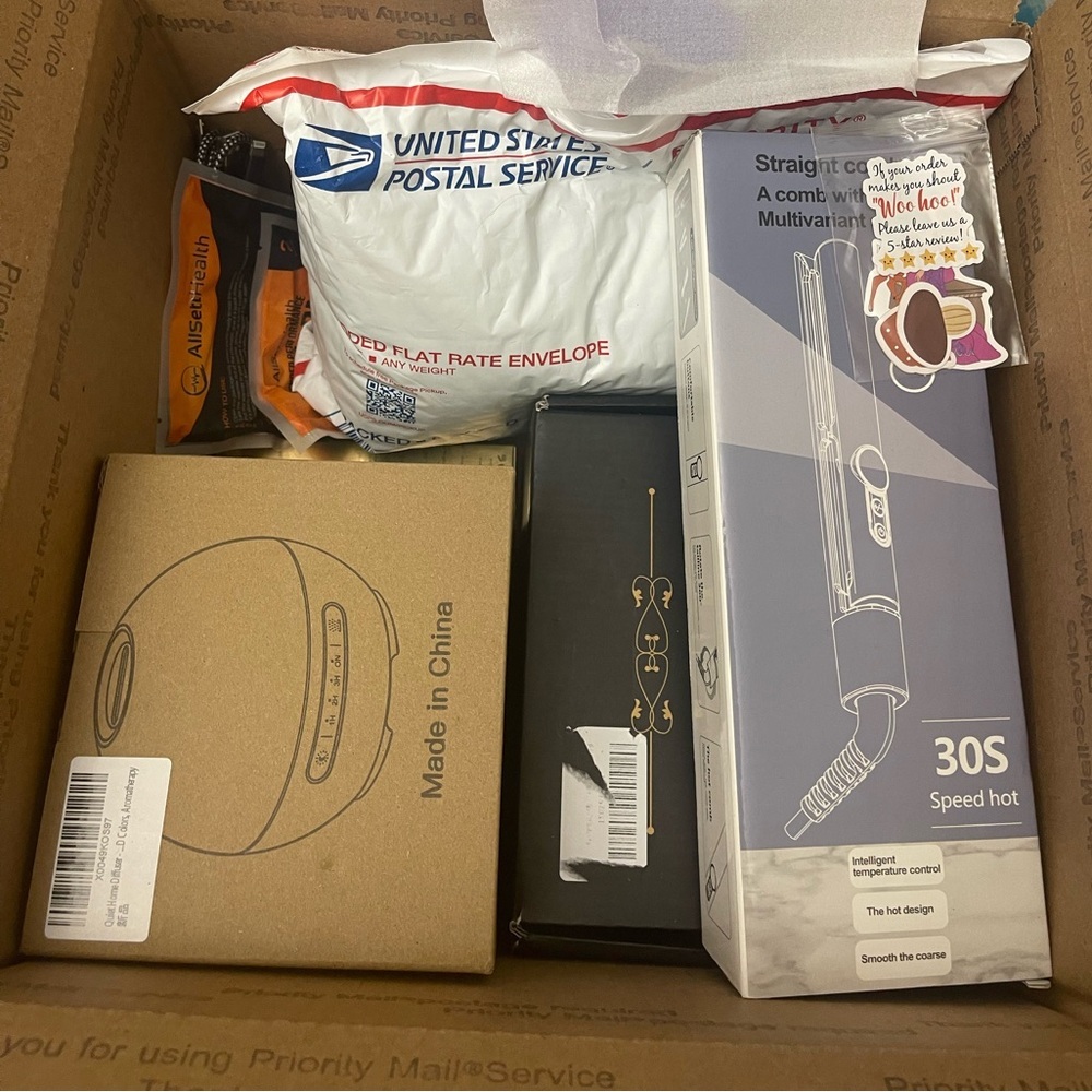 LARGE Amazon MYSTERY box, Brand New Items Only 📦 NO JUNK, 5 ⭐️​ Electronic gift​ - Picture 7 of 16